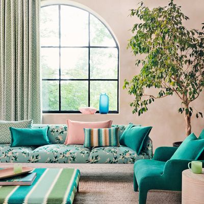 How to dress a window - three design experts explain how to plan the perfect window dressing