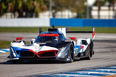 Sebring 12h: Martin puts BMW out front after eight hours following Derani's shunt