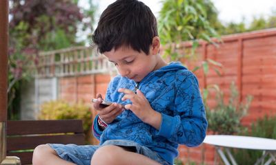The impact of screen time on parent-child relationships