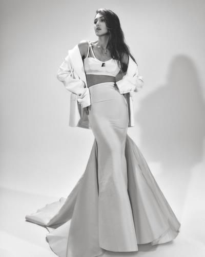 Captivating Snapshots: Jessica Alba's Timeless Elegance And Versatility