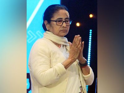 "We stand by distressed families," Mamata Banerjee after five-storey building collapses in South Kolkata