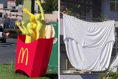 50 Cursed Images That Get Weirder The More You Scroll, As Shared On This Instagram Account