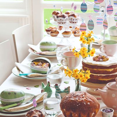 Turn leftover eggshells into a stunning floral Easter centrepiece with this clever budget hack