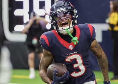Texans WR Tank Dell ‘ahead of schedule’ in recovery