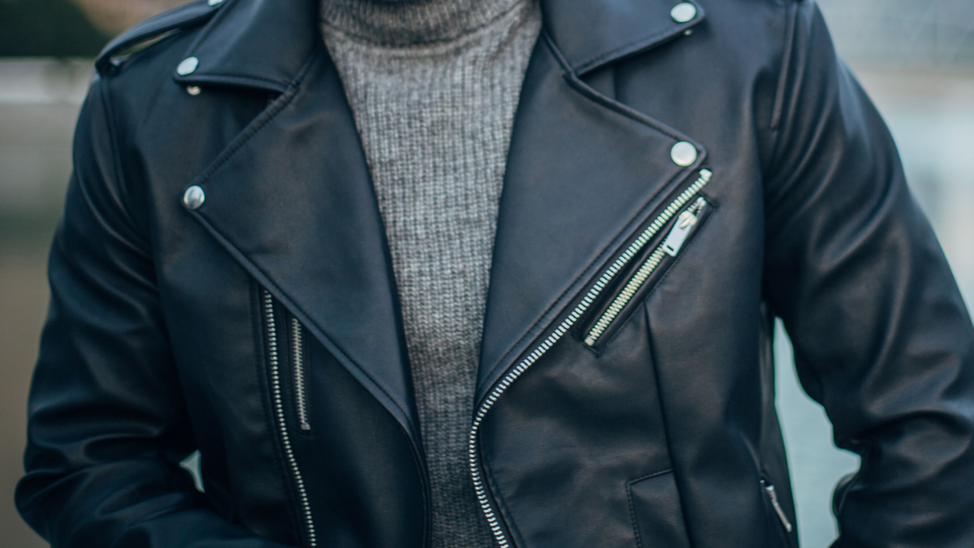 How to Clean a Leather Jacket Without Dry Cleaning: Effective Home Techniques
