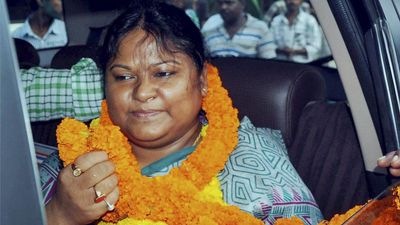 Jharkhand Mukti Morcha MLA Sita Soren resigns from party