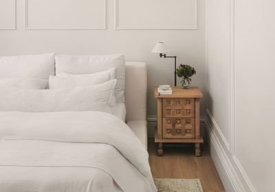 This 30 Second Trick is the Easiest Way to Tell if Your Pillows Need Replacing