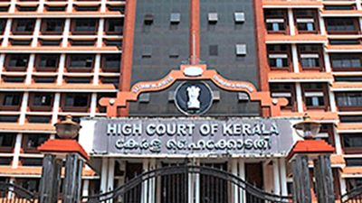 Kerala High Court directs CUK to act on suspended assistant professor’s appeal in two weeks
