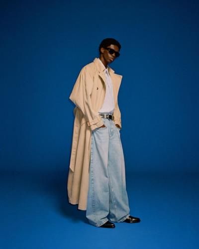 Captivating Fashion Models Grace The Runway With Confidence And Style