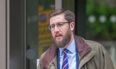 UK’s top civil servant and head of MI6 urged to quit Garrick Club