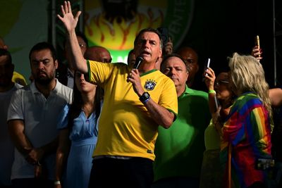 Police Seek Charges Over Bolsonaro's Fake Covid Certificate