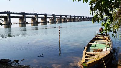 34 TMC water available in Godavari, Sileru rivers say irrigation officials