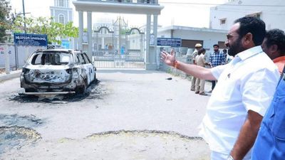 TDP cadre’s car burnt in Macherla of Palnadu district