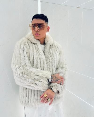 Kevin Roldán: Mastering The Art Of All-White Fashion