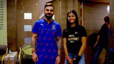 'He actually knows my name': RCB's Shreyanka Patil goes crazy after meeting Virat Kohli