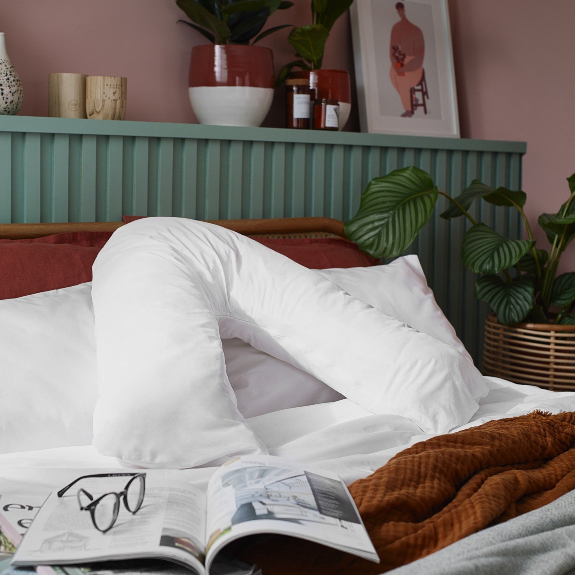 Do you need to swap to a Vshaped pillow? Experts…