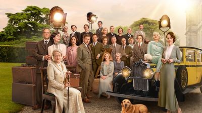 Downton Abbey star reveals huge bittersweet Downton movie news
