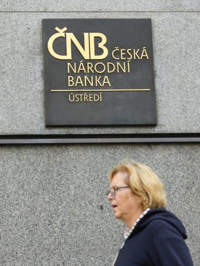 Czech Republic Central Bank Cuts Interest Rate Amid Falling Inflation