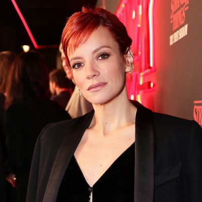Lily Allen Says Her “Daddy Issues” Impacted Her Romantic Relationships