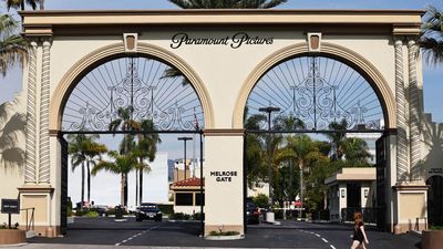 Paramount Stock Jumps on Report of $11 Billion Apollo Bid for Studios