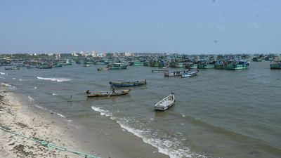 32 T.N. fishermen arrested by Sri Lankan Navy for poaching; five trawlers impounded