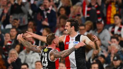 Saints honour 'Spud' with upset AFL win over Magpies