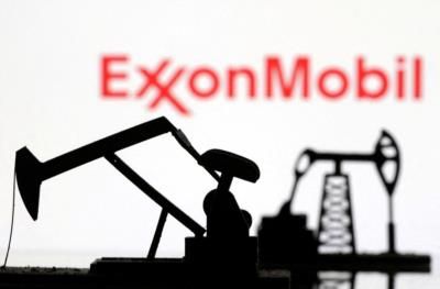 Calpers Urges Exxon To Drop Climate Change Lawsuit