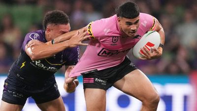 Taylan May recommits to Panthers until end of 2026