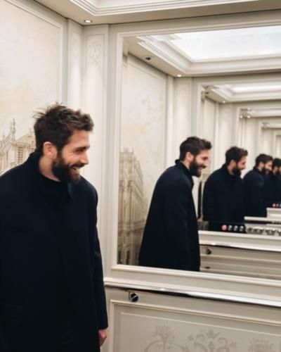 Jake Gyllenhaal's Stylish Confidence In Black