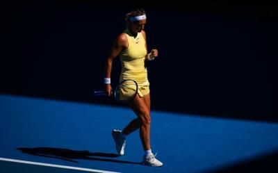 Victoria Azarenka's Elegant And Athletic Tennis Court Photoshoot