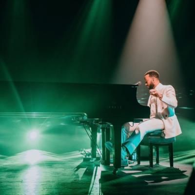John Legend Mesmerizes Audience With Soulful Piano Performance