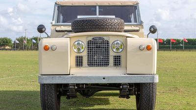 Everrati Land Rover Series IIa Has Classic Charm But No Nasty Emissions