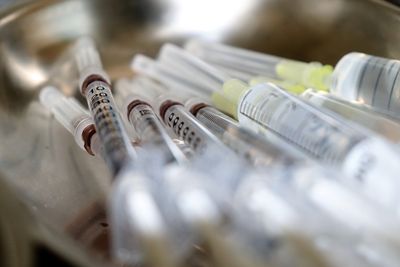 Kentucky Senators debate changes to pharmacist administered vaccinations