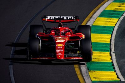 F1 Australian GP: Leclerc keeps Ferrari in front in final practice