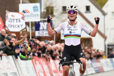 Weight of the world – Lotte Kopecky the centrepiece of the cobbled Classics