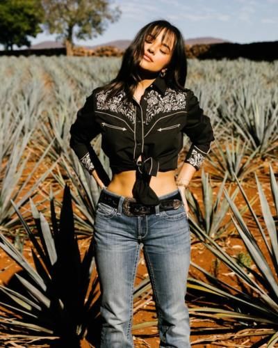 Becky G: Effortless Chic In Agave Field Photoshoot
