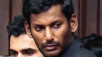 Actor Vishal files appeal against order to deposit his remuneration for ‘Rathnam’ in court