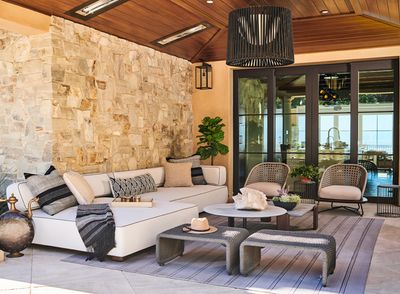 5 Things People With Calming "Outdoor Living Rooms" Always Have — What are You Missing in Yours?