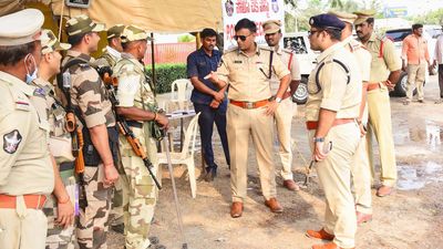 NTR district police seize ₹5 crore cash and 8 kg gold ahead of elections, 3,524 people bound over