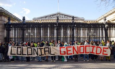 British Museum closes to visitors as Energy Embargo for Palestine group gathers outside