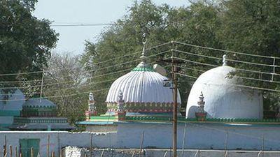 Exclude objects added to Bhojshala after 2003 from survey: Muslim body
