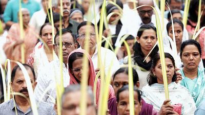Palm Sunday observed with religious fervour in Kochi
