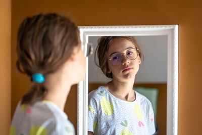 Body Dysmorphia 6 Times More Common In Girls: Know About Condition That Affects Many Teens