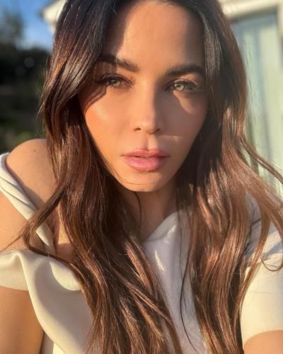 Jenna Dewan's Radiant Selfie Shines With Natural Beauty