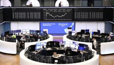 European Stocks Flat At Start Of Holiday-Shortened Week
