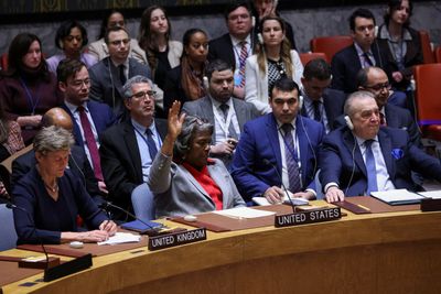 UN Security Council demands immediate Gaza ceasefire as US abstains