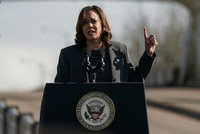 Kamala Harris' First Visit to Puerto Rico as Vice President is Met With Mixed Reactions