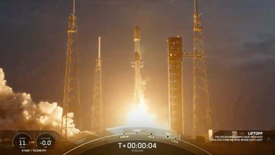 SpaceX launches 23 Starlink satellites from Florida (video)