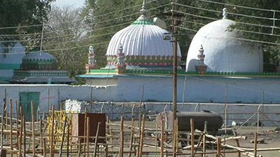 Hindus offer prayers at Bhojshala in Dhar as ASI survey continues