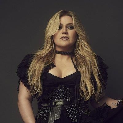 Kelly Clarkson Opens Up About Her Divorce And New Life